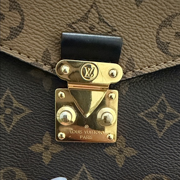 Louis Vuitton Pochette Métis reverse - Picture 3 of 14